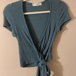 Urban outfitters crop top